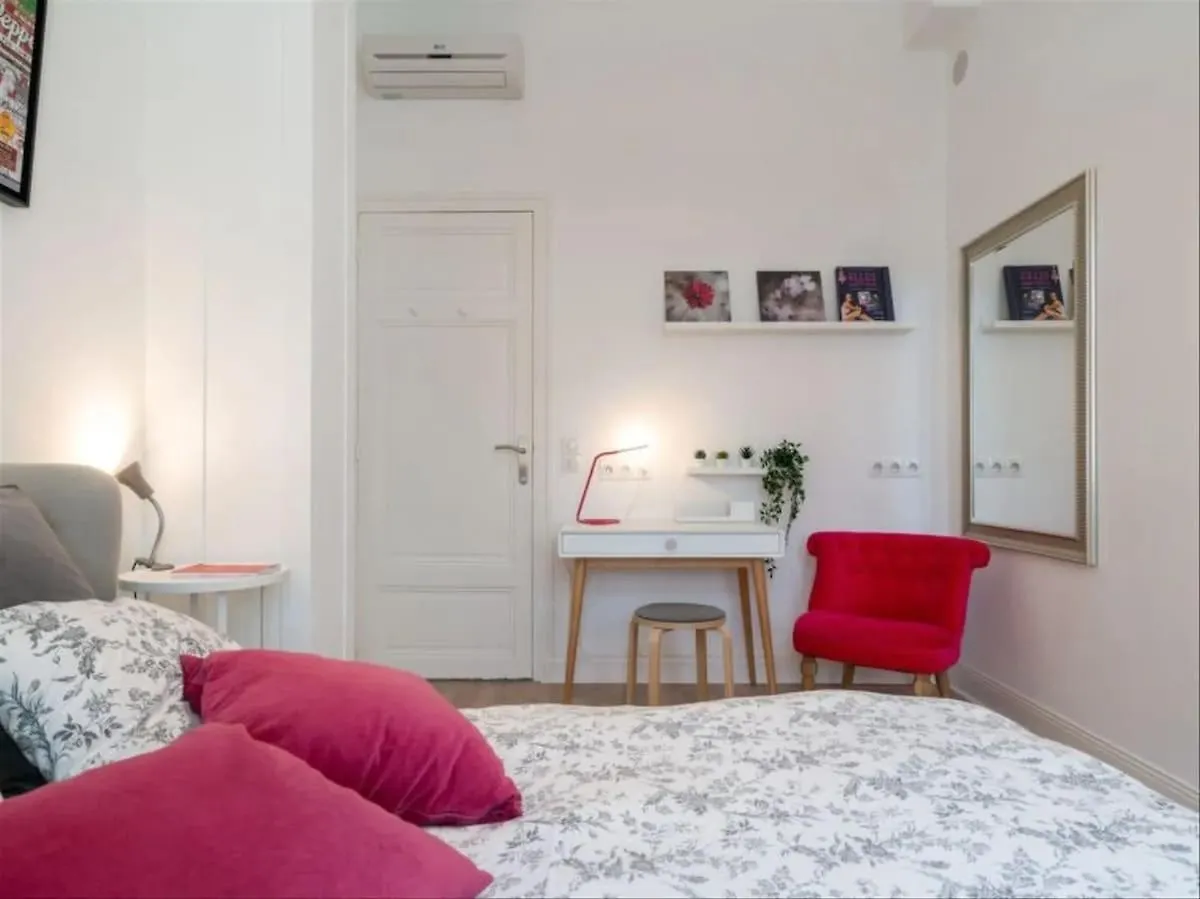 Biarritz - Grande Plage - Luxueux Pied A Terre 0*,  France